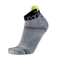 SIDAS CHAUSSETTES RUN FEEL GRISES ET NOIRES Chaussettes de running pas cher