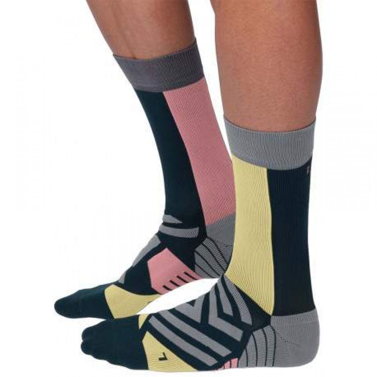 ON RUNNING HIGH SOCK DUST ROSE Chaussettes de running hautes