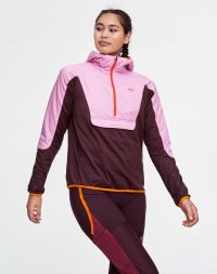 KARI TRAA SIGNE HYBRID JACKET PRISM Veste running pas cher