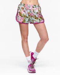 KARI TRAA VILDE SHORT TWEED Short femme pas cher