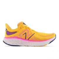 NEW BALANCE 1080 V12 ABRICOT  Chaussures de running pas cher