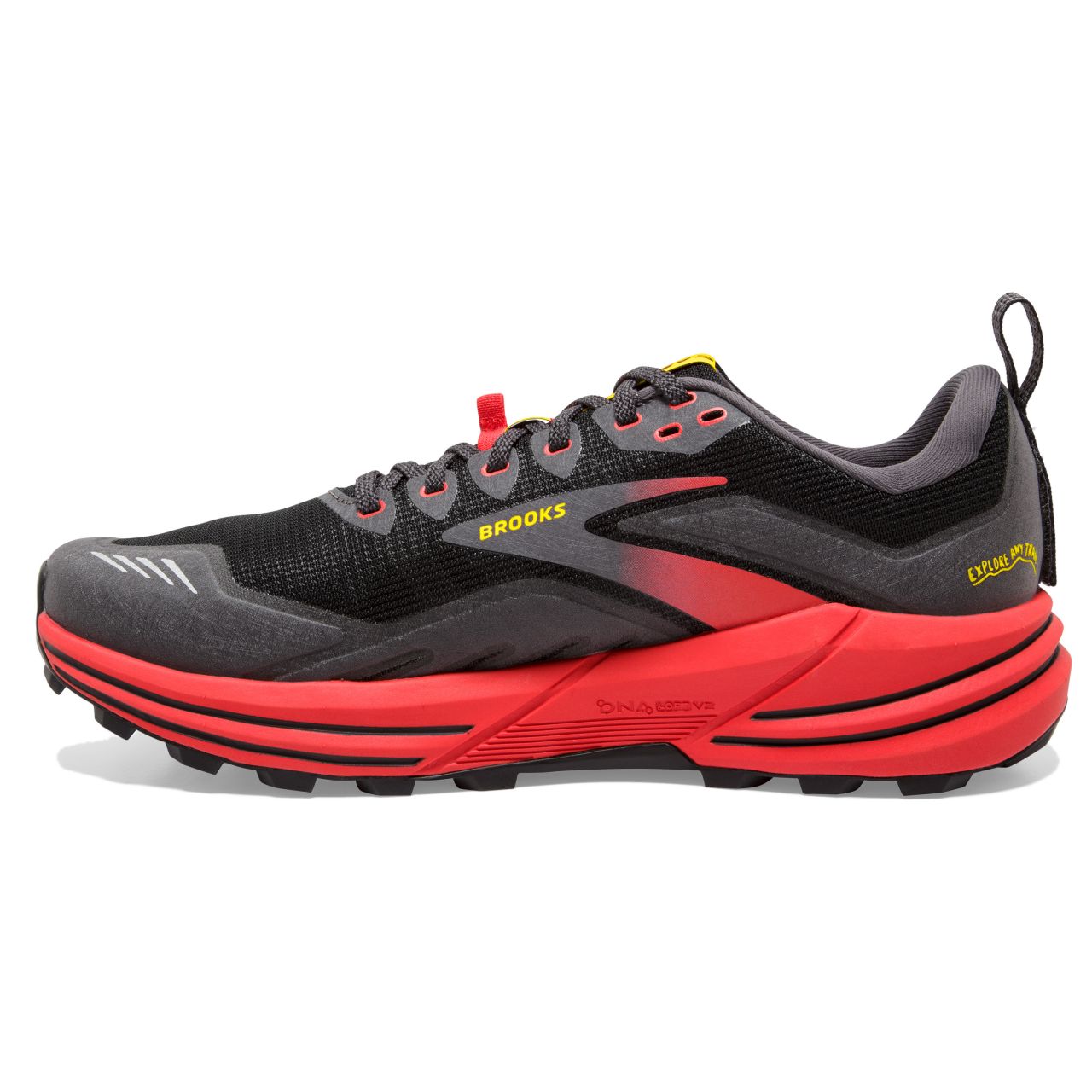 BROOKS CASCADIA 16 NOIRE ET ROUGE Chaussures de trail