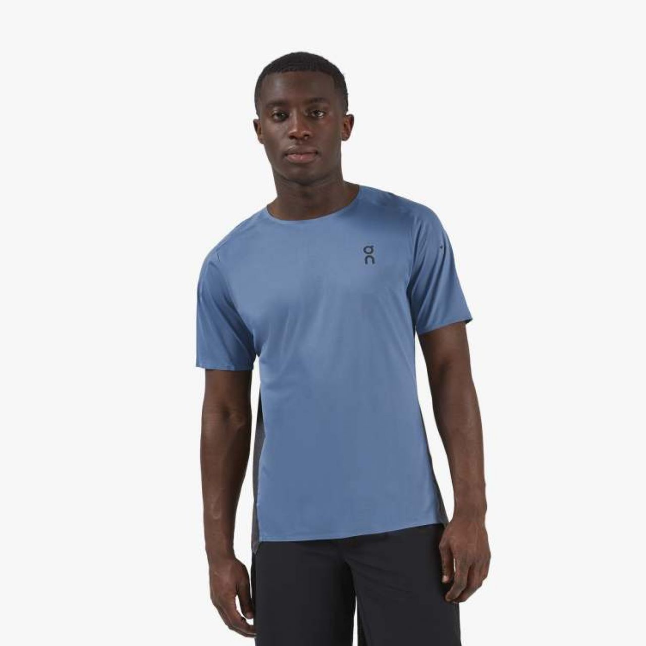 ON RUNNING PERFORMANCE T M NIAGARA NAVY Tee shirt running