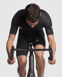 ASSOS MILLE GT JERSEY C2 BLACK SERIE Maillot vélo pas cher