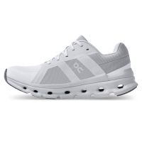 ON RUNNING CLOUDRUNNER WHITE ET FROST Chaussures de running pas cher
