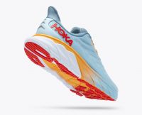 HOKA ARAHI 6 SUMMER SONG Chaussures de running pas cher