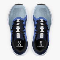 ON RUNNING CLOUDRUNNER CHAMBRAY ET MIDNIGHT Chaussures de running pas cher
