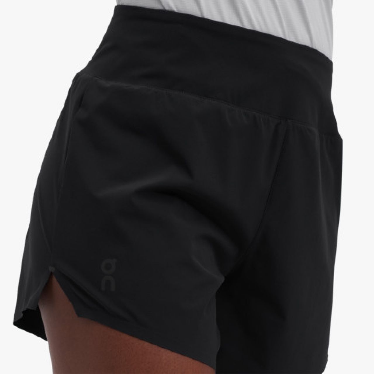 ON RUNNING 5 RUNNING SHORT W NOIR Short running femme
