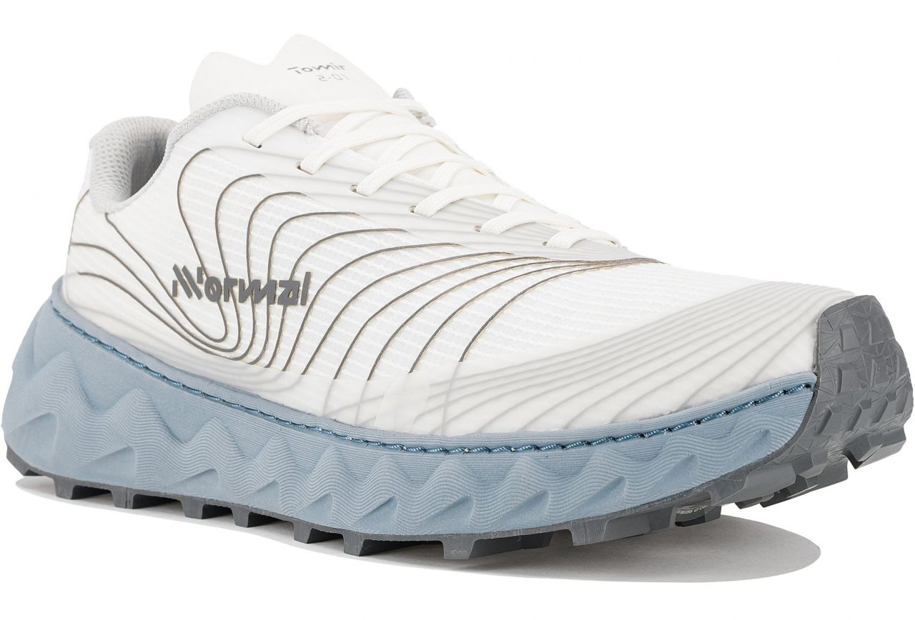 NNORMAL TOMIR BLANCHE ET BLEUE Chaussures de trail