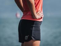 COMPRESSPORT PERFORMANCE OVERSHORT W NOIR  Short de running pas cher