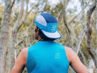 COMPRESSPORT 5 PANEL LIGHT CAP HAWAIIAN OCEAN Casquette running pas cher