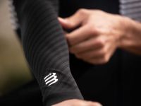 COMPRESSPORT ARMFORCE ULTRALIGHT  NOIRES  Manchettes mi saison pas cher