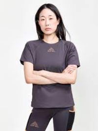 CRAFT PRO TRAIL SS TEE SLATE Tee shirt de running femme pas cher