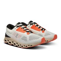 ON RUNNING CLOUDSTRATUS 3 UNDYED WHITE ET SAND Chaussures de running pas cher