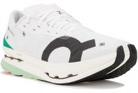 ON RUNNING CLOUDBOOM ECHO 3 Chaussures avec plaque carbone