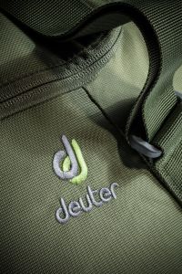 DEUTER AVIANT DUFFEL 35 KAKI Sac de sport pas cher