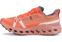 ON RUNNING CLOUDSURFER TRAIL WOMAN FLAME ET DUSTROSE Chaussures de trail pas cher