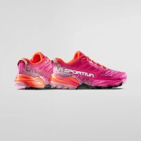 LA SPORTIVA  AKASHA II  SPRINGTIME ET CHERRY TOMATO Chaussures de  trail pas cher