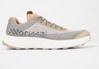 NNORMAL KJERAG BEIGE Chaussures de trail pas cher