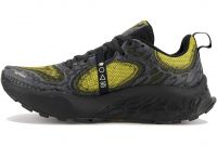 NEW BALANCE FRESH FOAM HIERRO V8 BLACK ET TEA TREE chaussure de  trail pas cher