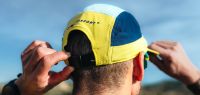 COMPRESSPORT 5 PANEL LIGHT CAP GREEN SHEEL ET BLUE Casquette running pas cher