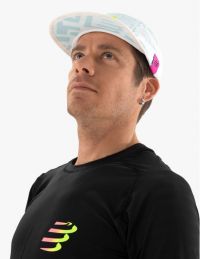 COMPRESSPORT 5 PANEL LIGHT CAP SUGAR ICE Casquette running pas cher