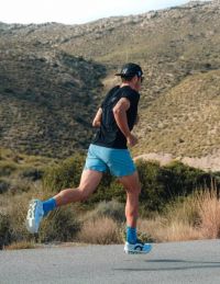COMPRESSPORT PRO RACING SOCKS V4.0 RUN HIGH NIAGARA BLUE Chaussettes running pas cher