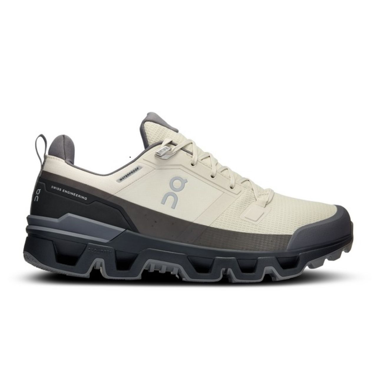 ON RUNNING CLOUDWANDER WATERPROOF SAND ET BLACK Chaussures de randonnée
