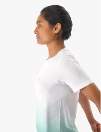 COMPRESSPORT PERFORMANCE SS TEE W SUGAR ET STORM Tee shirt de running pas cher