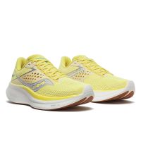SAUCONY RIDE 17 FINCH ET GUM Chaussures running pas cher