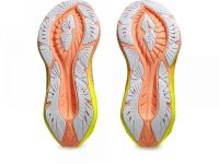 ASICS NOVABLAST 4 PARIS Chaussures Running pas cher