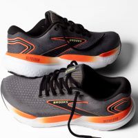 BROOKS GLYCERIN 21 GREY ET MANDARIN RED  Chaussures de running pas cher