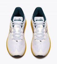 DIADORA NUCLEO WHITE ET KUMQUAT Chaussure running pas cher