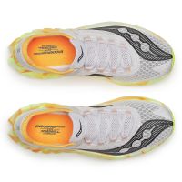 SAUCONY ENDORPHIN PRO 4 FOG ET FEEL  Chaussures running saucony pas cher