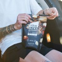 NAAK ULTRA RECOVERY CHOCOLAT NOISETTE Boisson de récupération pas cher