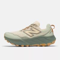 NEW BALANCE FRESH FOAM HIERRO V9 CALCIUM ET DARK JUNIPER chaussure de  trail pas cher