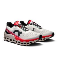ON RUNNING CLOUDMONSTER 2 IVORY ET RED Chaussures de running pas cher