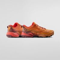 LA SPORTIVA  AKASHA II  HAWAIIAN SUN ET REDWOOD Chaussures de  trail pas cher