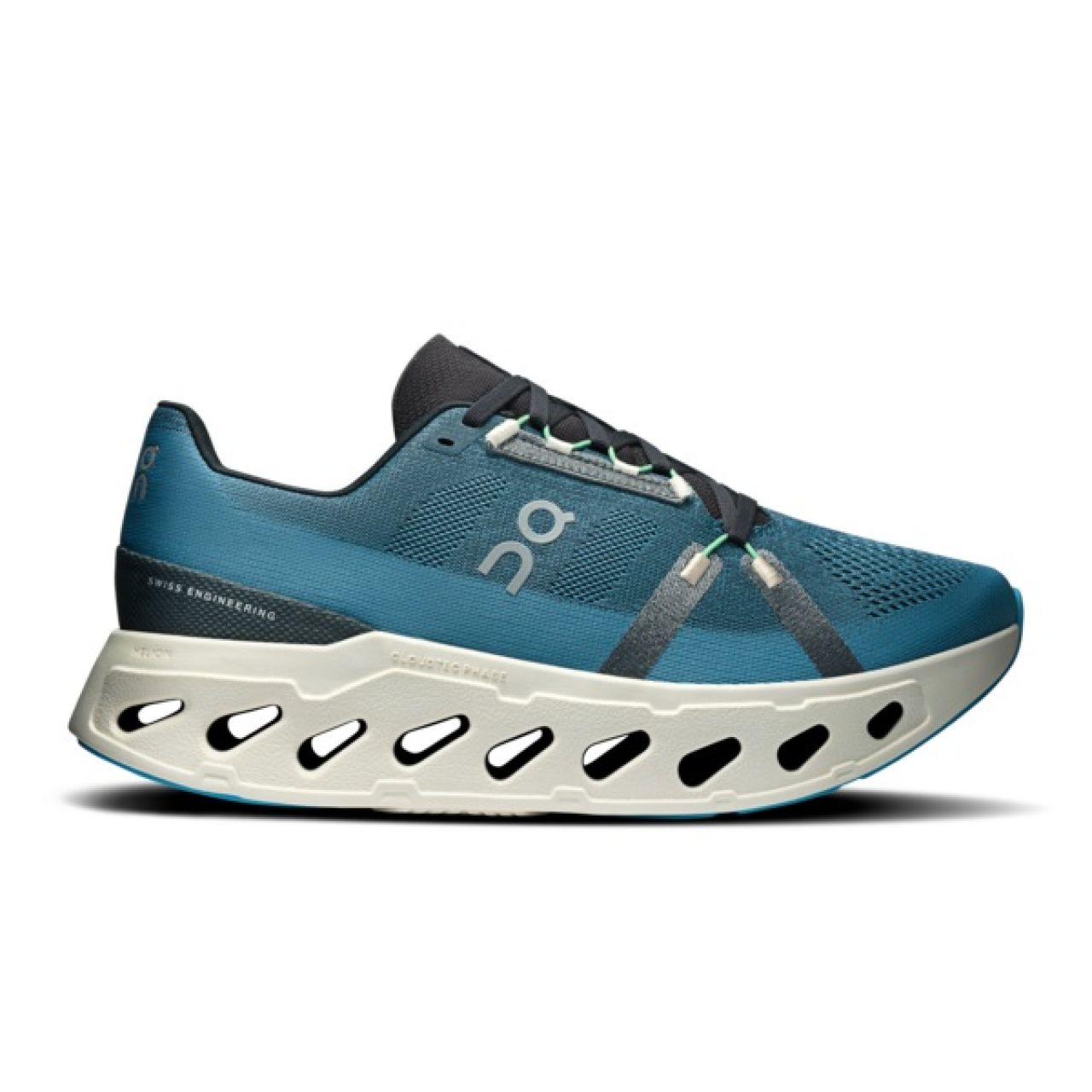 ON RUNNING CLOUDECLIPSE NIAGARA ET IVORY  Chaussures de running