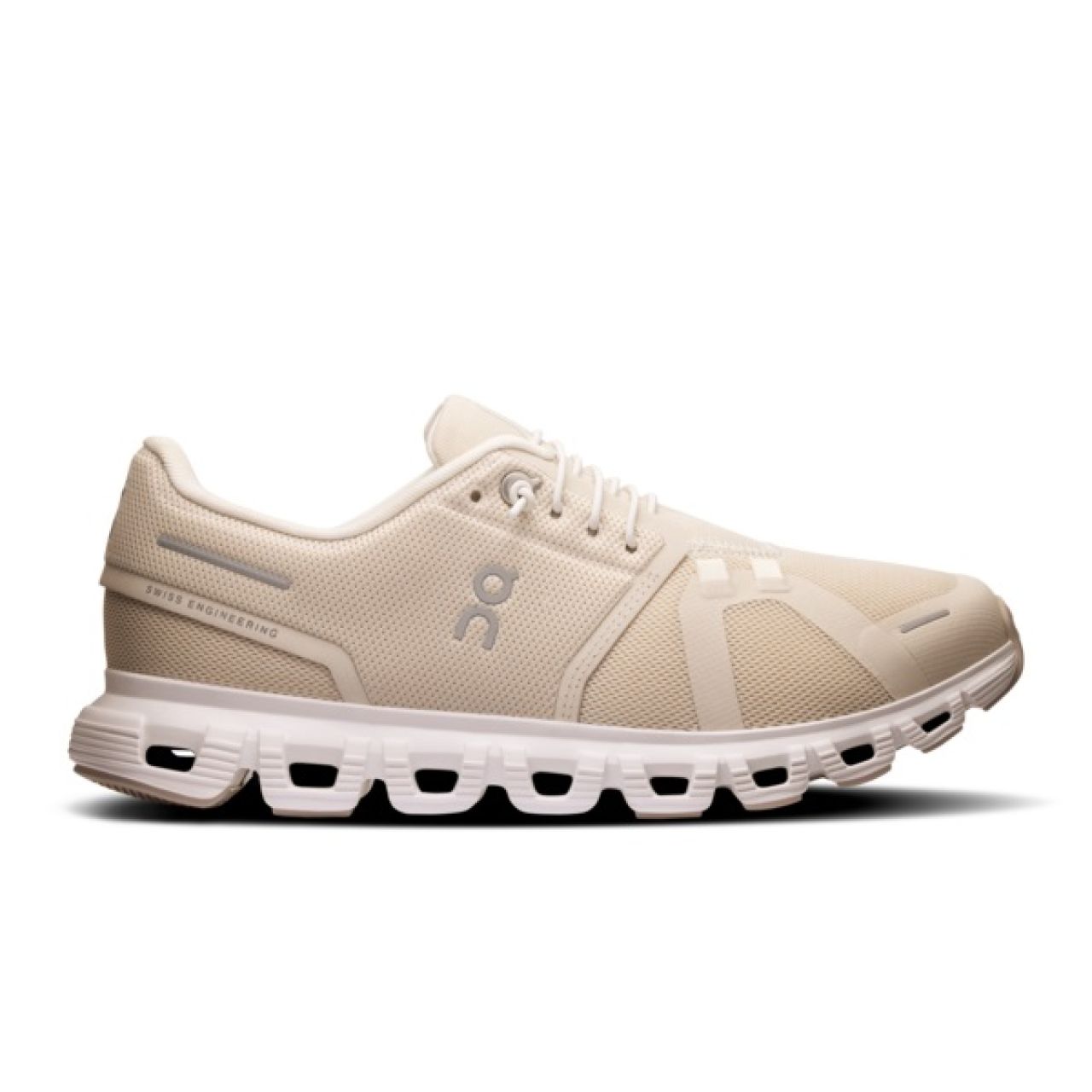 ON RUNNING CLOUD 6 PEARL ET WHITE Chaussures de running