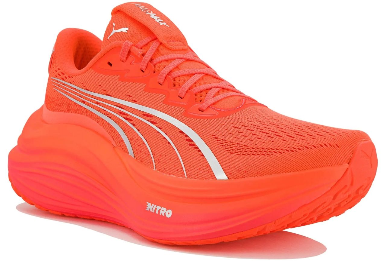 PUMA MAGMAX  NITRO GLOWING RED Chaussures de running