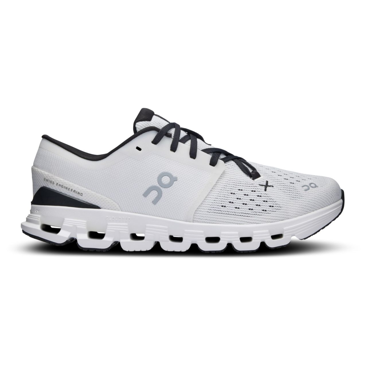 ON RUNNING CLOUD X 4 Chaussures de running