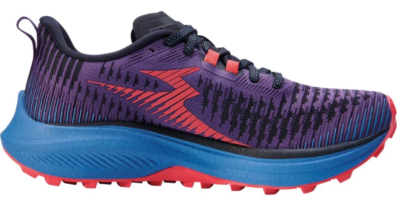 361 FUTURA BLACK ET SUSTAINED GREY   Chaussures de trail