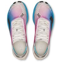 ON RUNNING CLOUDBOOM STRIKE WHITE ET HORIZON  Chaussures de running pas cher