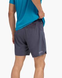 HOKA GLIDE SHORT 2 IN 1 CHARCOAL GREY  Short Running pas cher