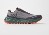 NNORMAL TOMIR 2.0 BURGUNDY Chaussures de trail