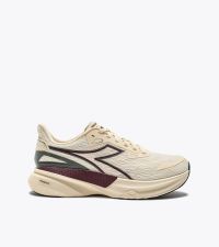 DIADORA NUCLEO 2 WHISPER WHITE ET MAROON BANNER  Chaussure running
