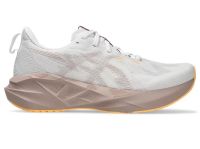 ASICS NOVABLAST 5 WHITE ET FAWN  Chaussures Running