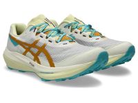 ASICS FUJISPEED 4 CREAM ET SANDSTORM Chaussures de trail pas cher