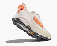 HOKA SPEEDGOAT 6 WHITE ET NEON TANGERINE  Chaussures de trail pas cher